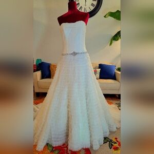 Signature Ivory Strapless Gown Size 12
